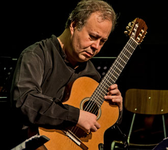 Dos Guitarras Dialogando con la Juventud version año 2016